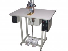 P105-4E雙頭組合電池焊機(jī)